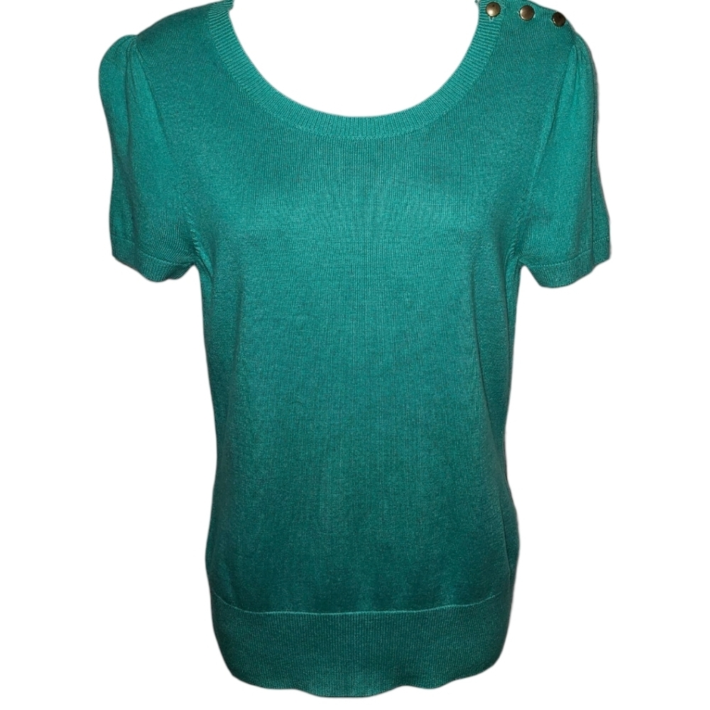 NWT Worthington Shoulder Button Knit Short Sleeve Top